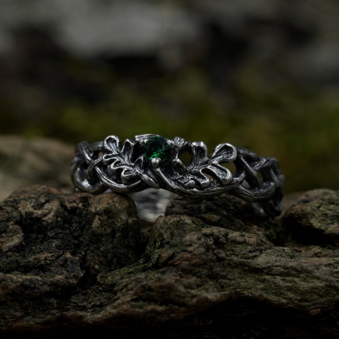 Gothic Emerald Ring with Intricate Nature Motif