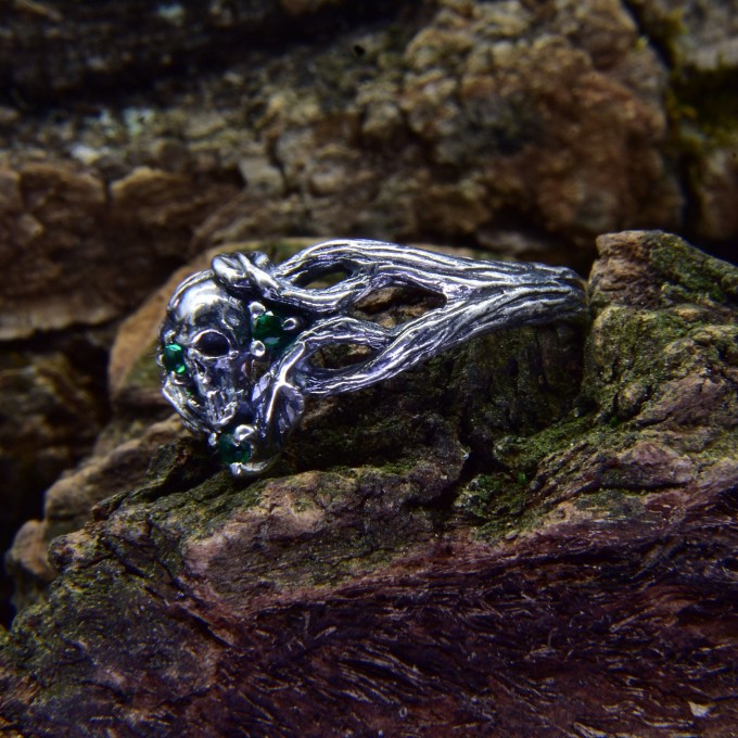 Bold Gothic Skull Ring with Emerald Details