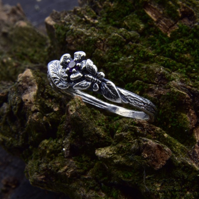 Unusual Sterling Silver Amethyst Minimalist Ring – Delicate Bohemian Design, Nature-Inspired Engagement Ring, Perfect Tiny Gift for Her