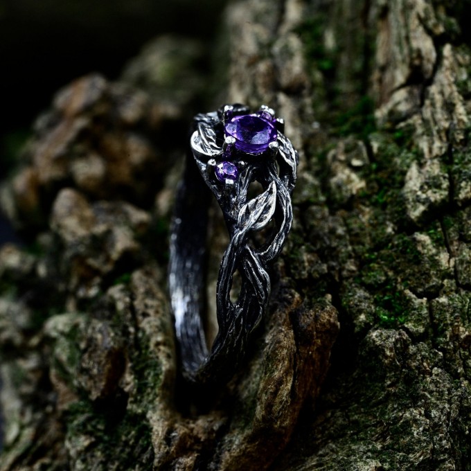 Whisper of Vines: Gothic Sterling Silver Ring with Amethyst Accent