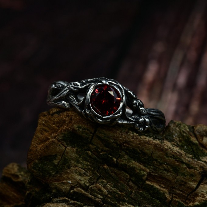 Gothic Ring with Fiery Garnet and Organic Design|Nature-Inspired Wedding Jewelry