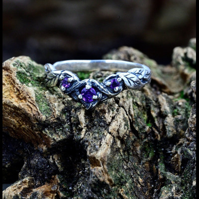 Branch and Leaf Ring for Woman with Amethyst, Unique Silver Branch Engagement Ring, Fantasy Forest Wedding Ring for Her
