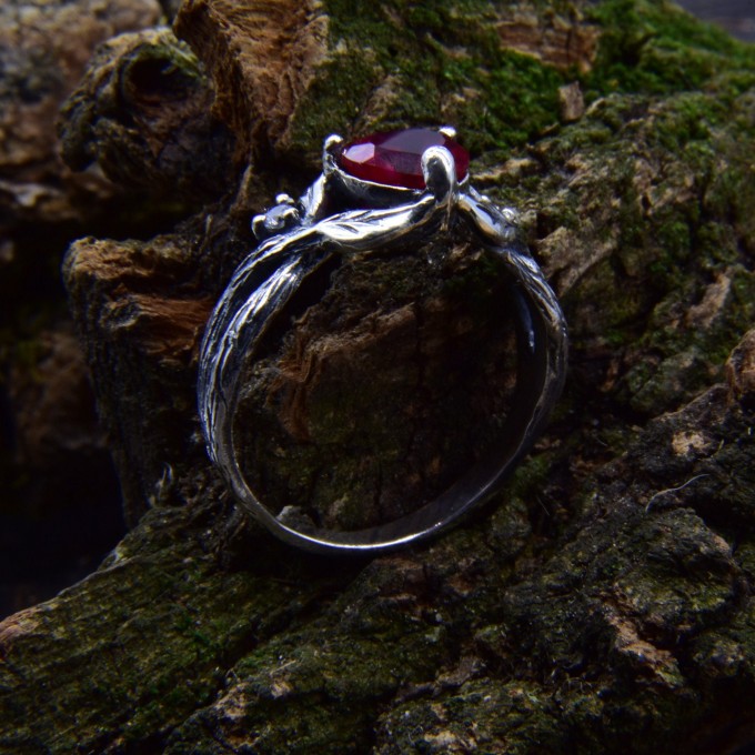 Gothic Ruby Heart Ring with Dragon Claws