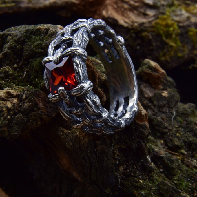 Bold Gothic Ring with Interwoven Chains and Garnet