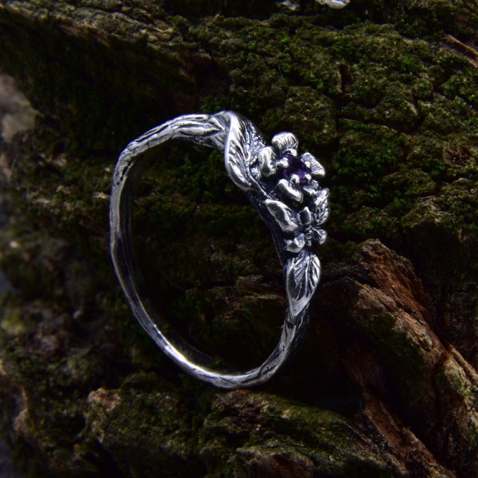 Unusual Sterling Silver Amethyst Minimalist Ring – Delicate Bohemian Design, Nature-Inspired Engagement Ring, Perfect Tiny Gift for Her