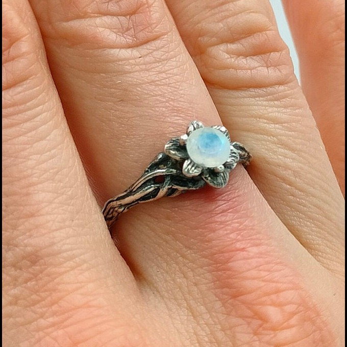 Elegant Gothic Ring with Moonstone Gemstone