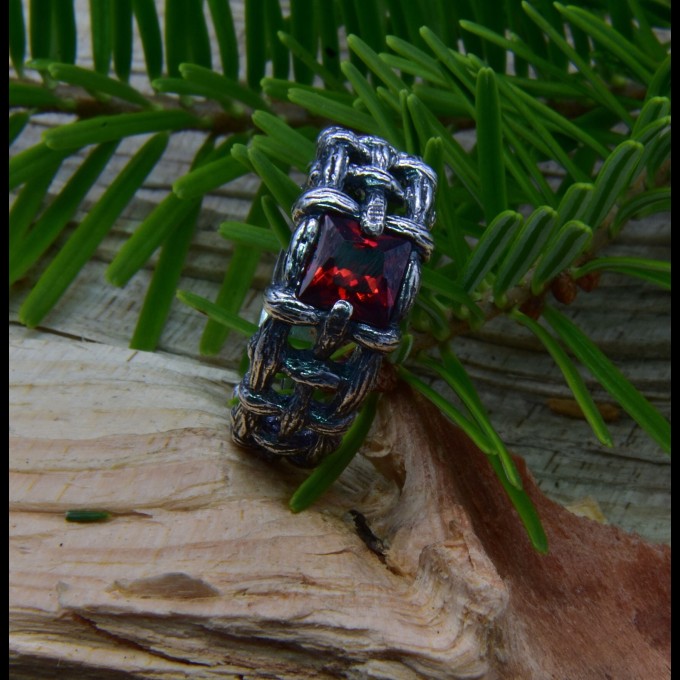 Gothic Chain Ring with Fiery Garnet Gemstone