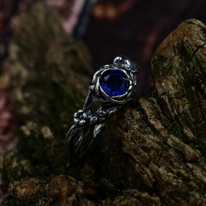 Fairy Fantasy Ring: Sapphire Twig Wedding Band with Floral Design