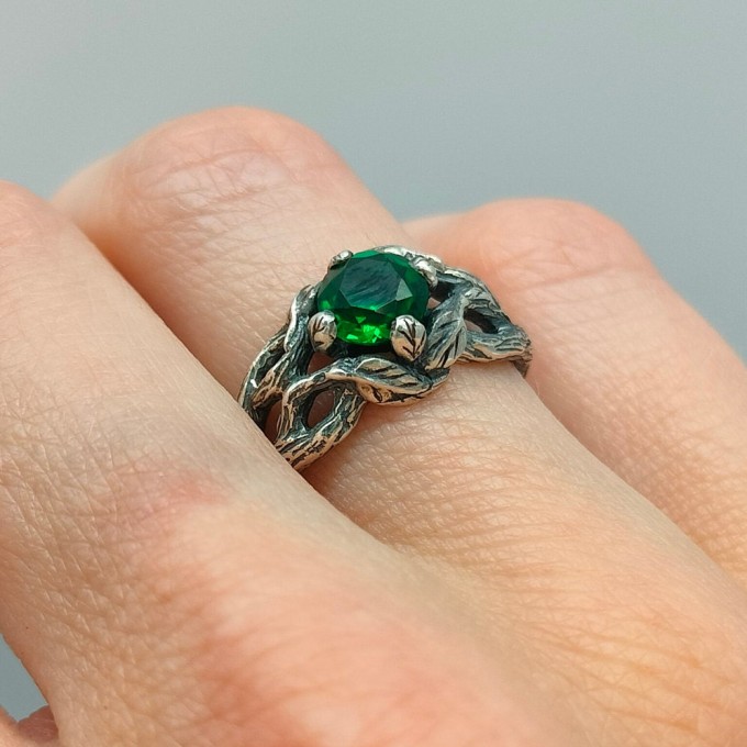 Gothic Silver Ring with an Enigmatic Emerald