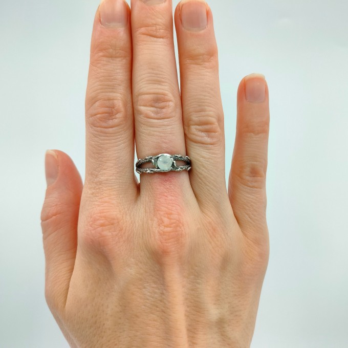 Enchanting Gothic Ring with Moonstone Gemstone