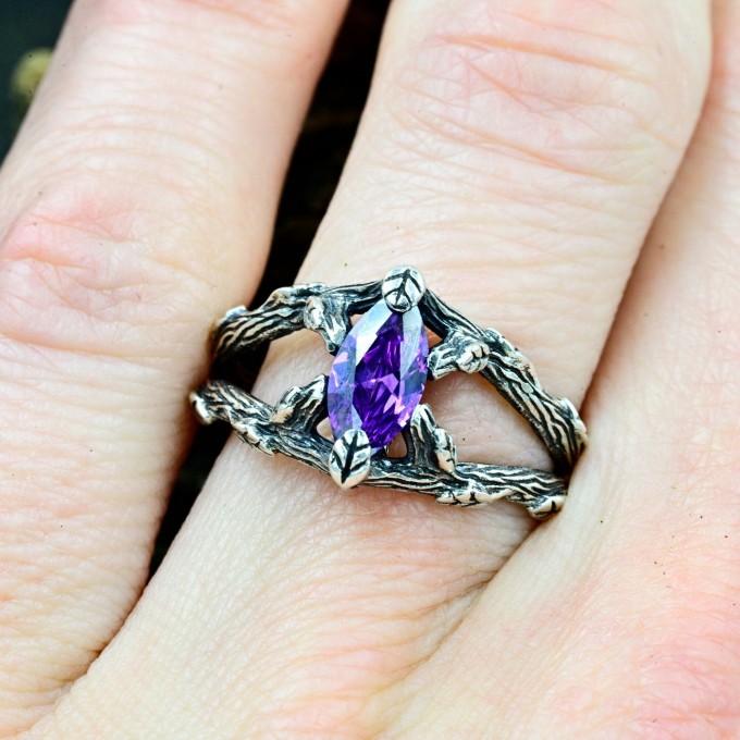 Gothic Amethyst Ring with Intricate Silver Craftsmanship