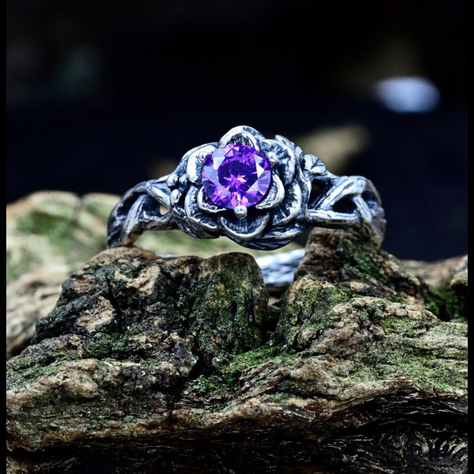 Throne of Twilight: Gothic Sterling Silver Ring with Amethyst Gemstone