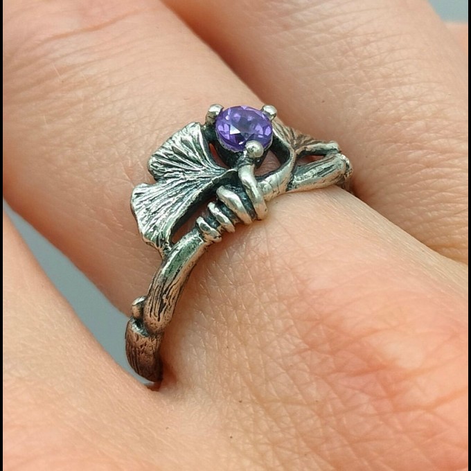 Gothic Silver Ring with Amethyst and Leaf Motif