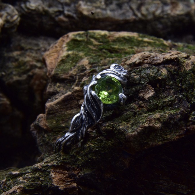 Twilight Silver Ring with Emerald Glow