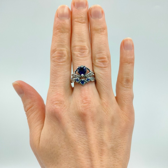 Twilight Majesty: Gothic Sterling Silver Ring with a Regal Sapphire