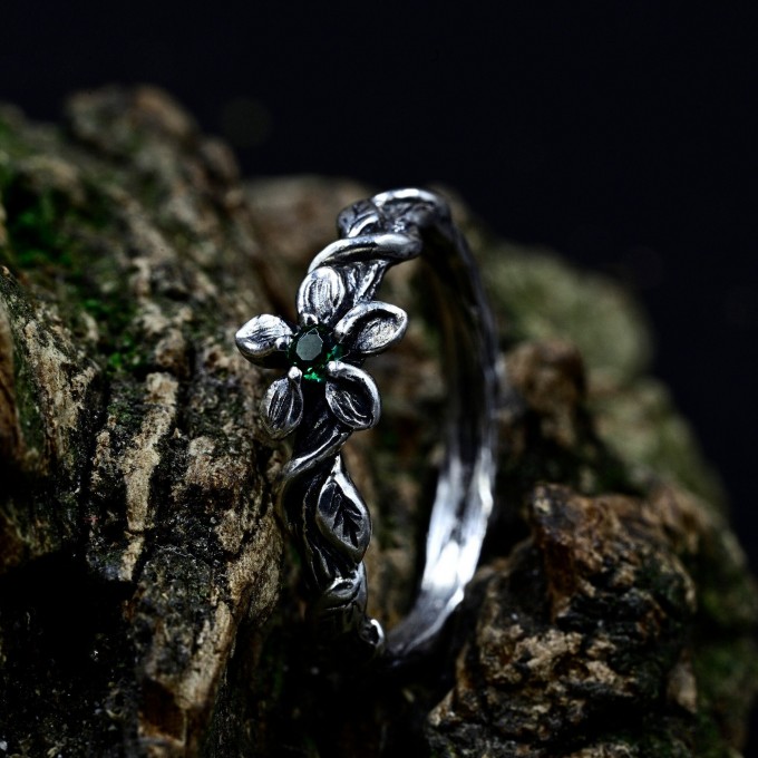 Delicate Gothic Ring with Emerald and Leaf Design|Unusual Nature-Inspired Engagement Ring