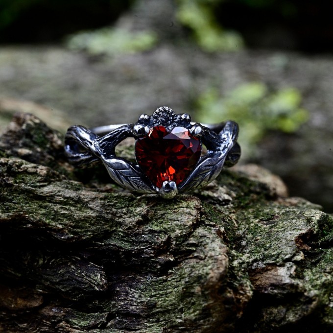 Heart of Shadows: Gothic Sterling Silver Ring with Garnet Gemstone