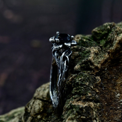 Black Branch and Leaves Silver Nature Wedding Band, Wood Branch and Flower Ring, Floral Engagement Ring for Women, Whimsical Witch Jewelry