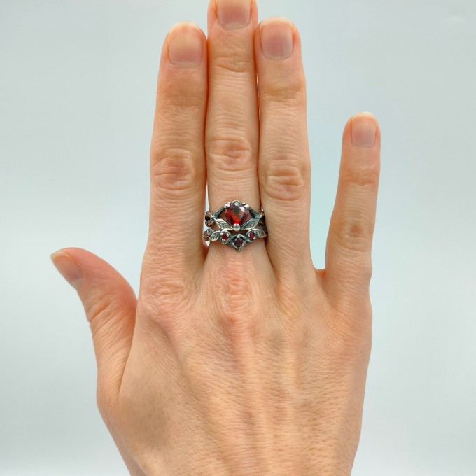 Gothic-Inspired Silver Ring Set with Red Garnet Gemstones