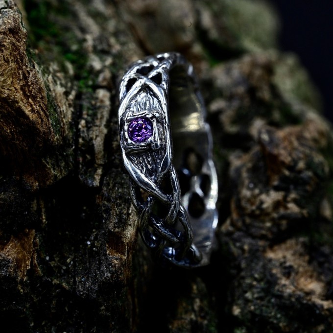 Delicate Gothic Ring with Amethyst Gemstone|Celtic Braided Weave Wedding Band with Amethyst Vine Twig Branch Design