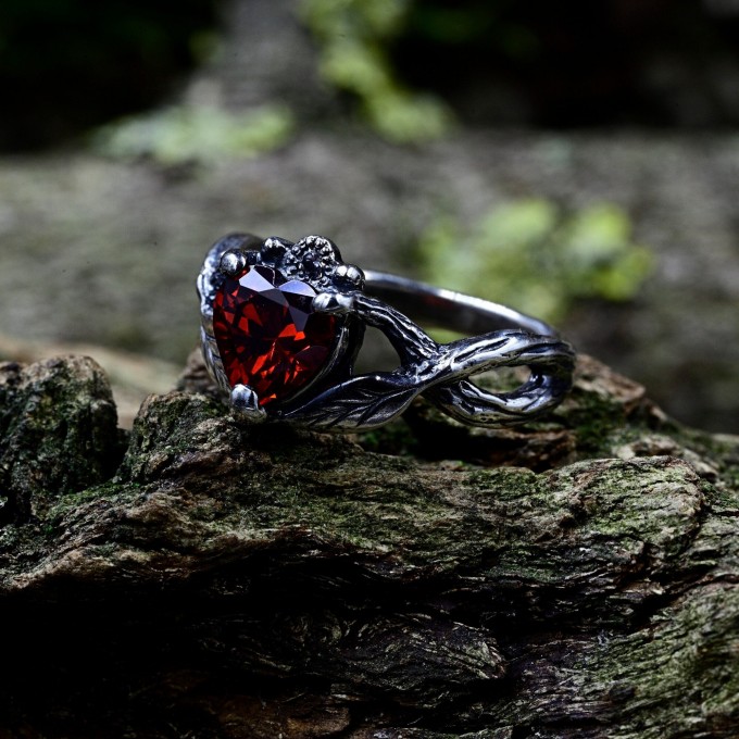 Heart of Shadows: Gothic Sterling Silver Ring with Garnet Gemstone