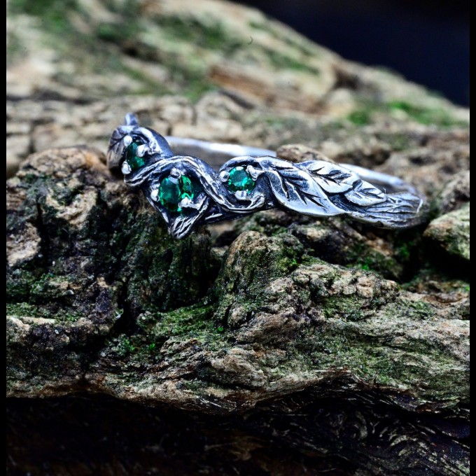 Whispers of the Forest: Sterling Silver Ring with Emerald Accents