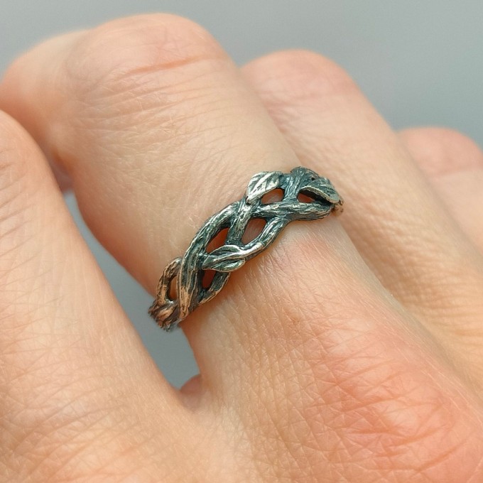 Whispering Woods: Gothic Sterling Silver Twig Ring