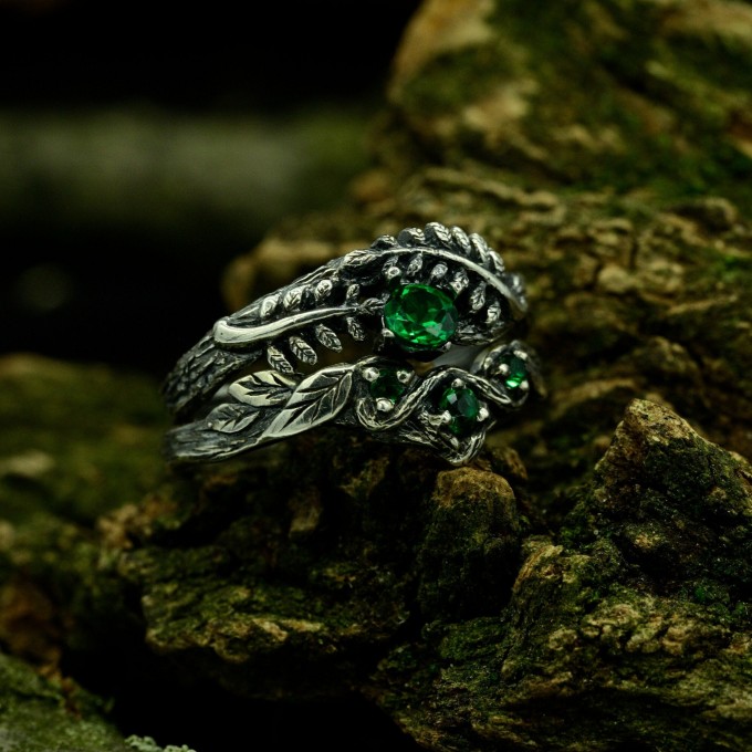 Gothic Emerald Ring with Intricate Leaf and Vine Design