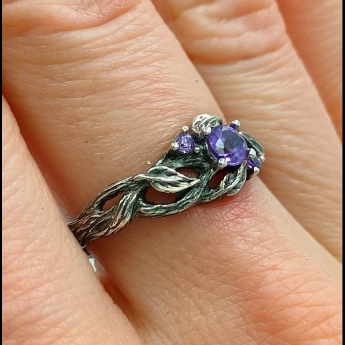 Silver Gothic Ring Adorned with Radiant Amethyst