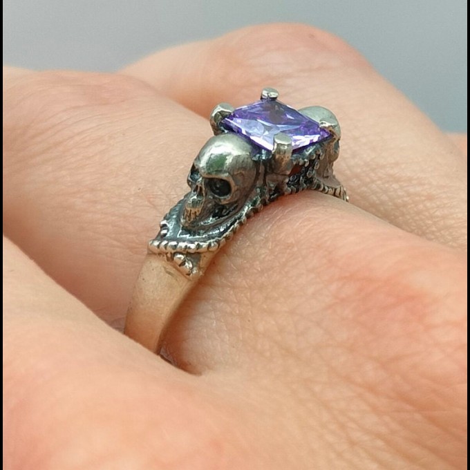 Ruby Gothic Skull Ring with Bold Statement Design