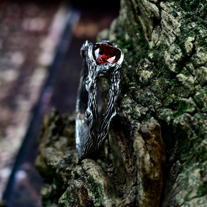 Fiery Gothic Ring with Garnet and Dark Claw Setting