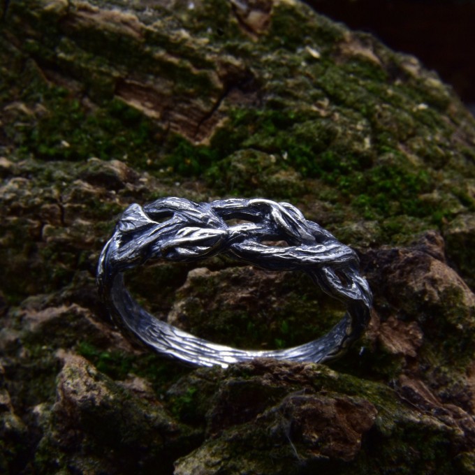 Whispering Woods: Gothic Sterling Silver Twig Ring