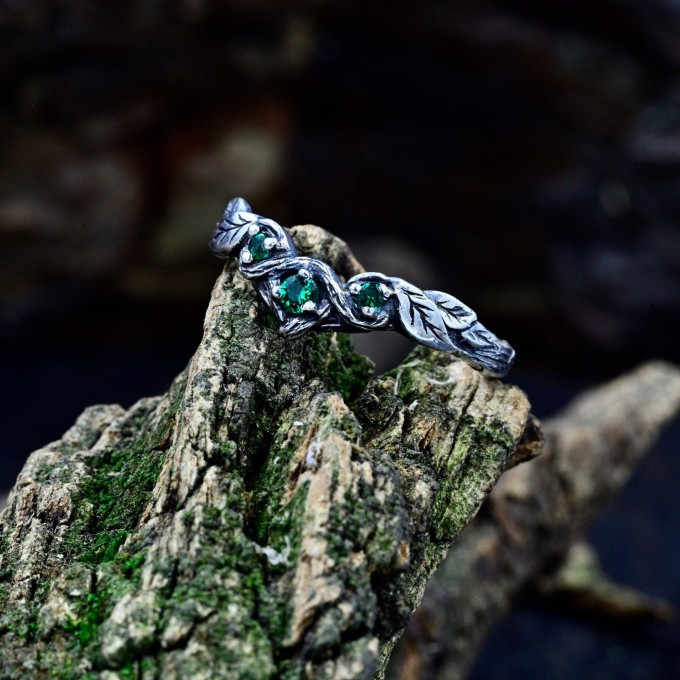 Whispers of the Forest: Sterling Silver Ring with Emerald Accents