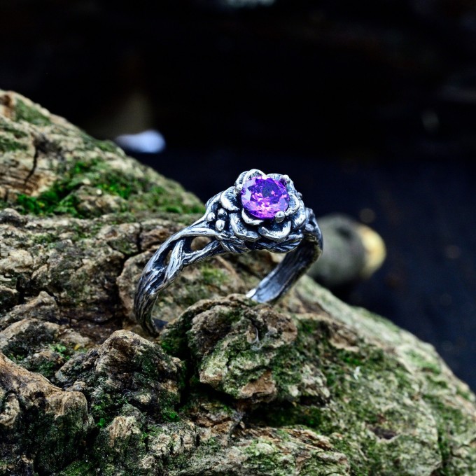 Throne of Twilight: Gothic Sterling Silver Ring with Amethyst Gemstone