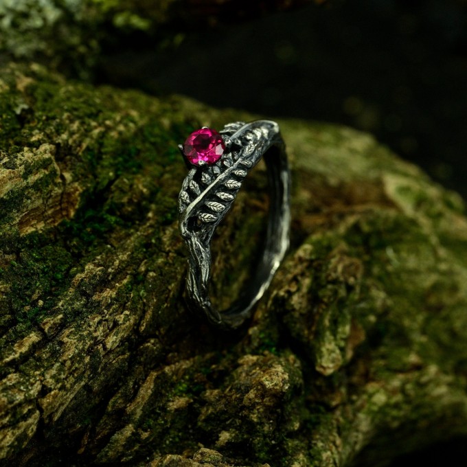 Crimson Flame: Twisted Gothic Ruby Ring