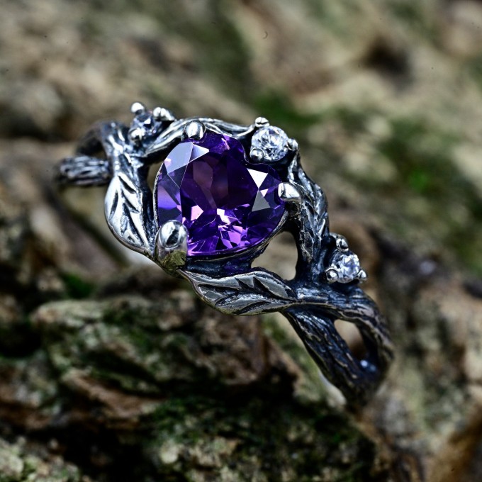 Embrace of Shadows: Gothic Sterling Silver Ring with Mystical Amethyst