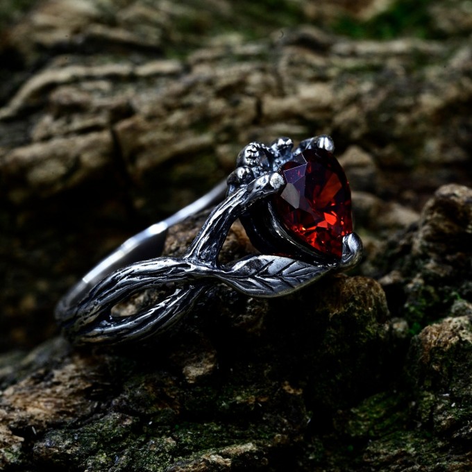 Heart of Shadows: Gothic Sterling Silver Ring with Garnet Gemstone