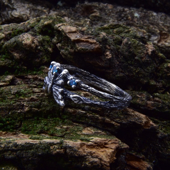 Dainty Aquamarine Ring with Vintage Flower Leaf – Unusual Nature-Inspired Engagement Ring