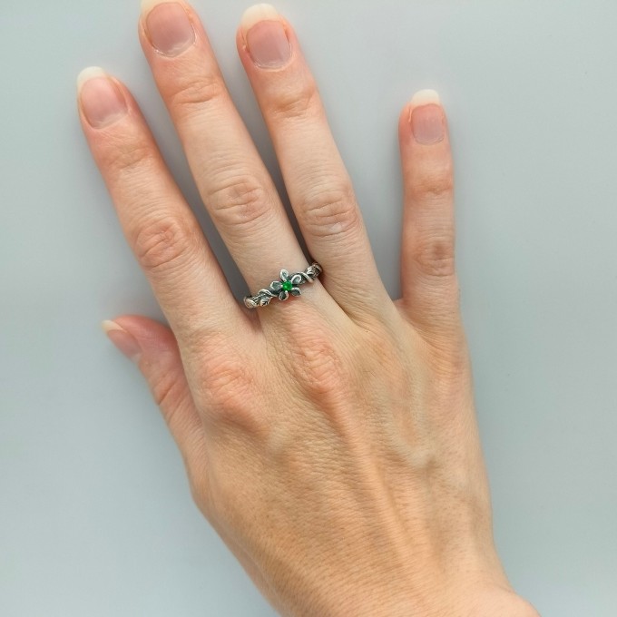 Delicate Gothic Ring with Emerald and Leaf Design|Unusual Nature-Inspired Engagement Ring