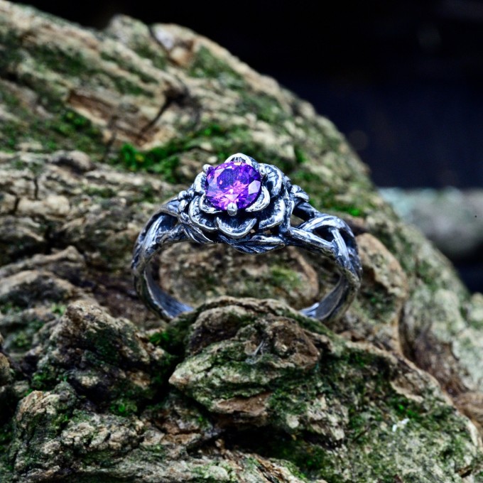 Throne of Twilight: Gothic Sterling Silver Ring with Amethyst Gemstone