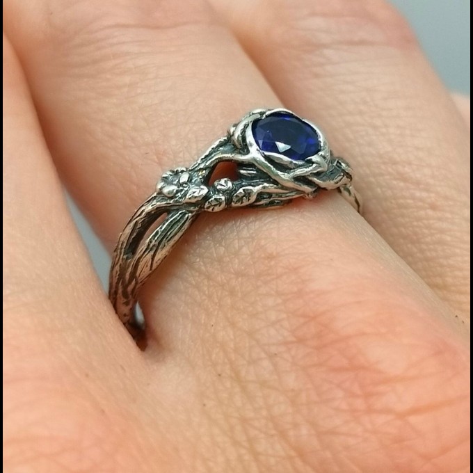 Fairy Fantasy Ring: Sapphire Twig Wedding Band with Floral Design