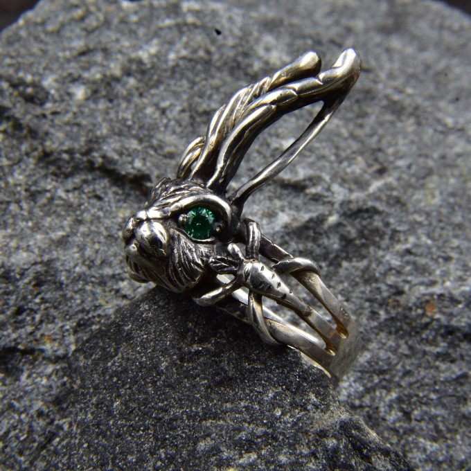 Gothic Emerald Ring with Enchanted Flame Motif