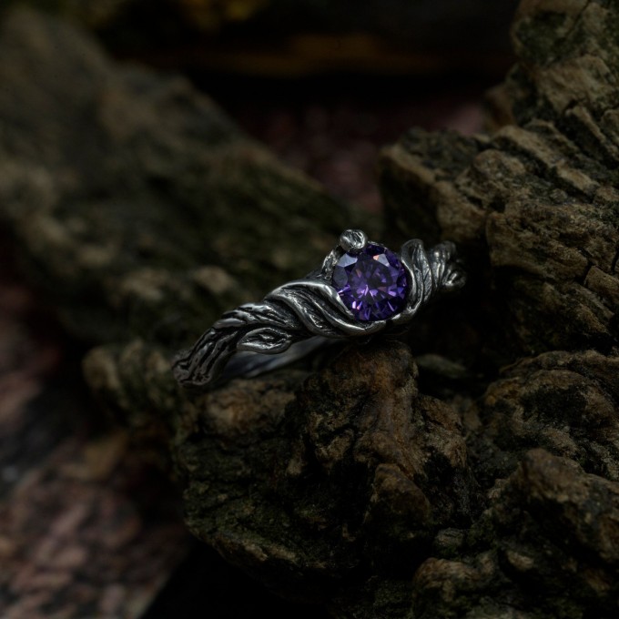 Gothic Amethyst Ring with Intricate Twisting Design
