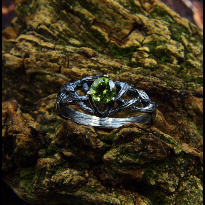 Enchanted Gothic Peridot Ring with Leaf Motif