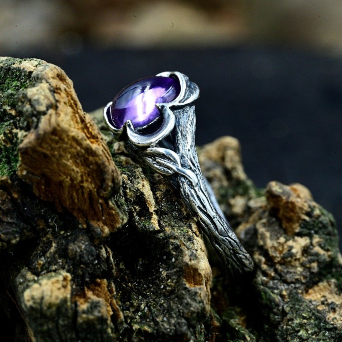 Gothic Ring with Amethyst and Intricate Silver Design