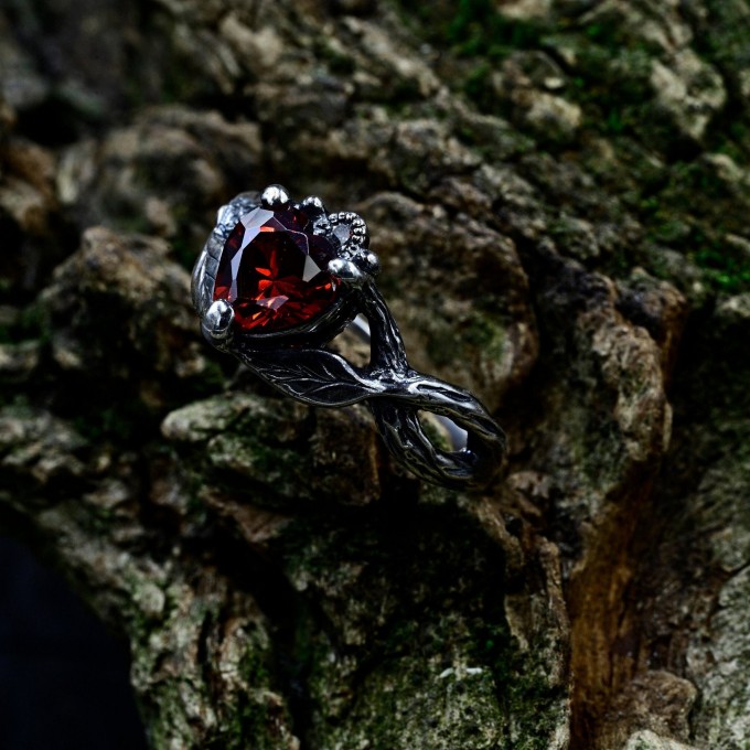 Heart of Shadows: Gothic Sterling Silver Ring with Garnet Gemstone