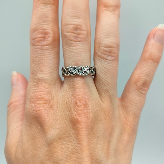 Throne of Vines: Gothic Sterling Silver Ring with Emerald Accent