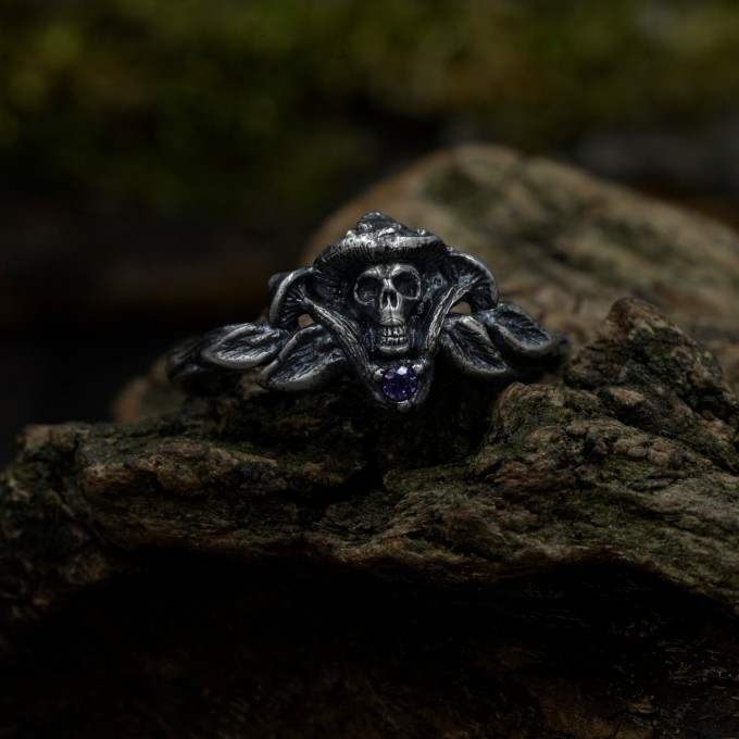 Gothic Amethyst Ring with Enchanted Mushroom Motif