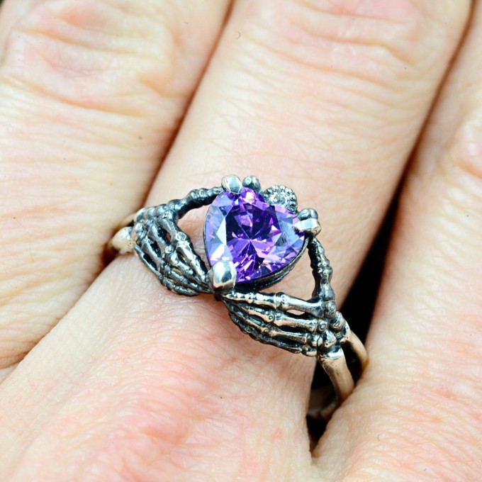 Majestic Gothic Silver Ring with Deep Amethyst Gemstone