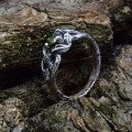 Serpent's Embrace: Gothic Ring with Emerald Glow